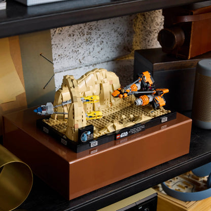 LEGO 75380 Star Wars Mos Espa Podrace Diorama