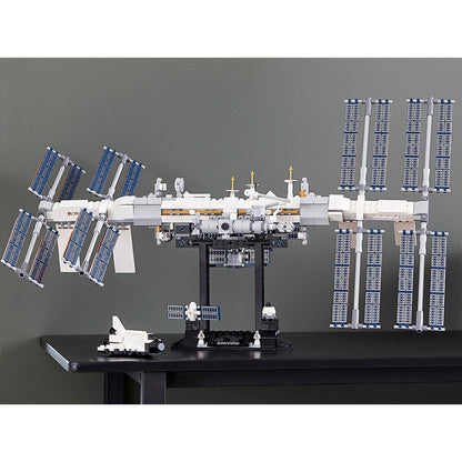 LEGO 21321 Ideas International Space Station