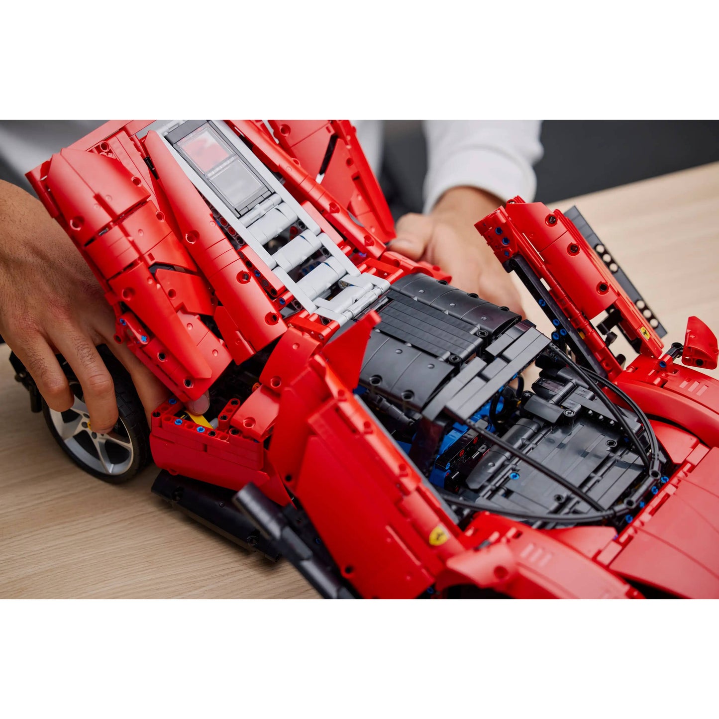 LEGO 42143 Technic Ferrari Daytona SP3