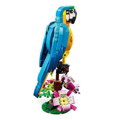 LEGO 31136 Creator 3-in-1 Exotic Parrot