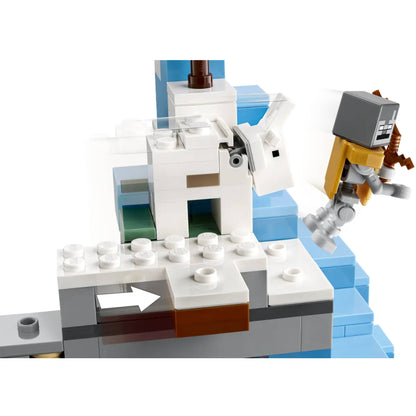 LEGO 21243 Minecraft The Frozen Peaks