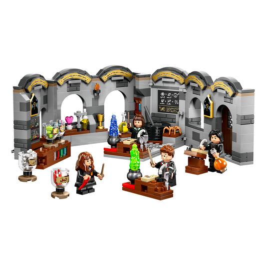 LEGO 76431 Harry Potter Hogwarts Castle: Potions Class