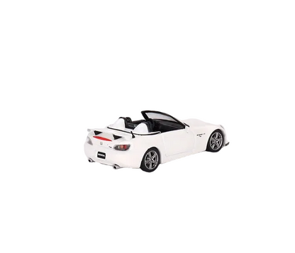 Mini GT Honda S2000 (AP2) CR Grand Prix White 1:64 Model