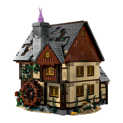 LEGO 21341 Ideas Disney Hocus Pocus: The Sanderson Sisters' Cottage