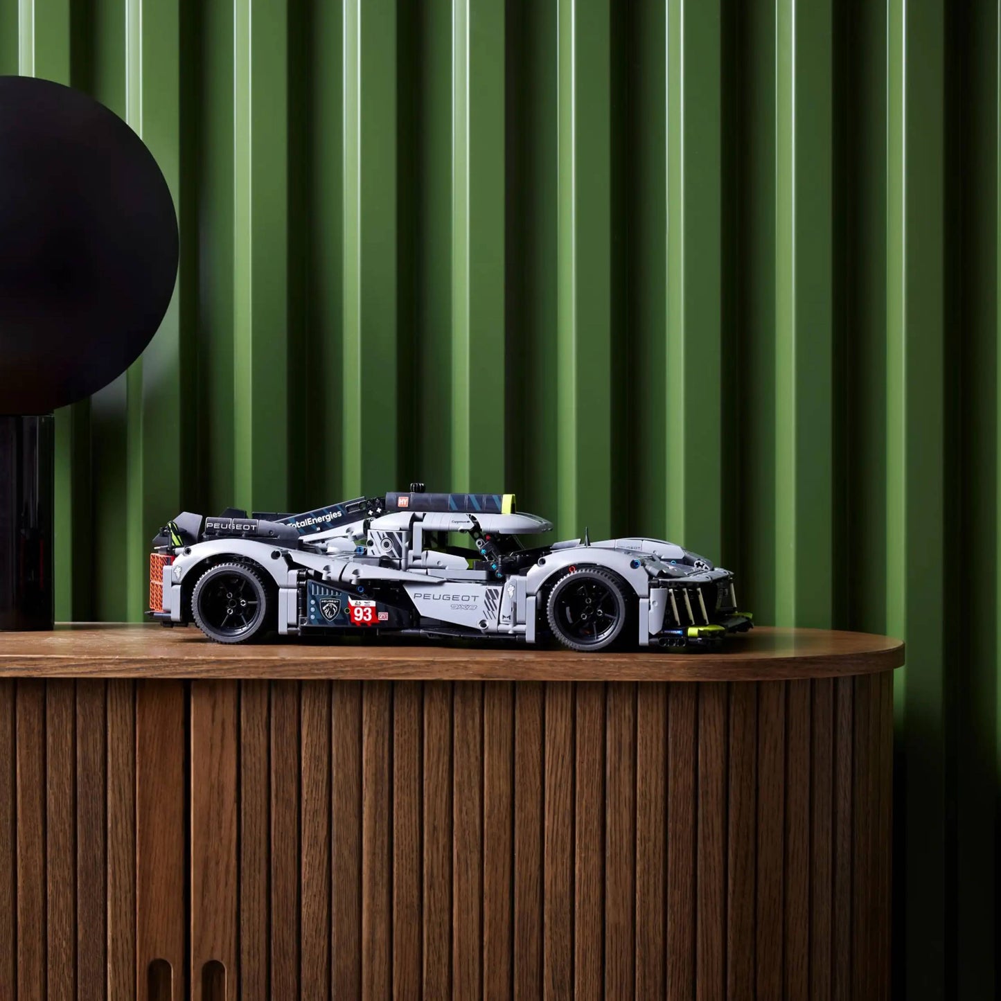 LEGO 42156 Technic PEUGEOT 9X8 24H Le Mans Hybrid Hypercar