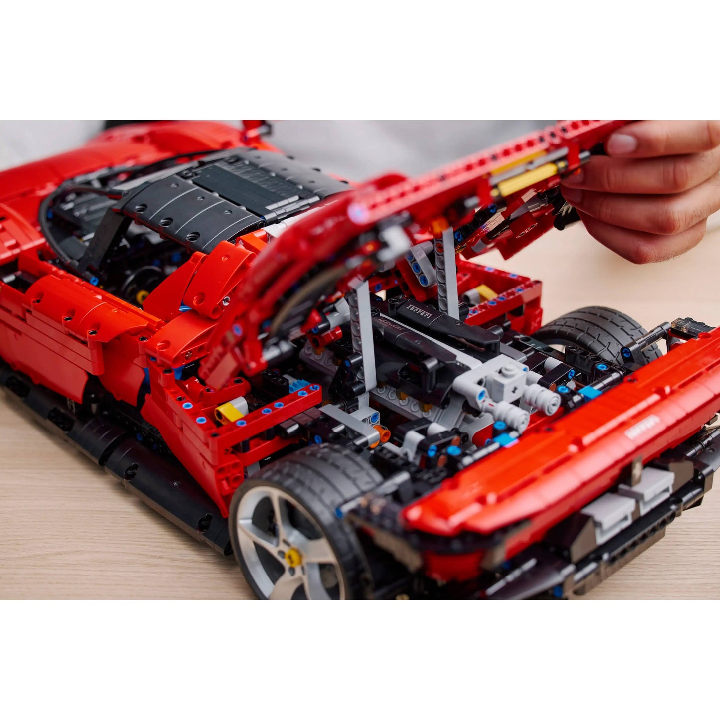 LEGO 42143 Technic Ferrari Daytona SP3