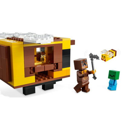 LEGO 21241 Minecraft The Bee Cottage