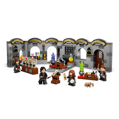 LEGO 76431 Harry Potter Hogwarts Castle: Potions Class