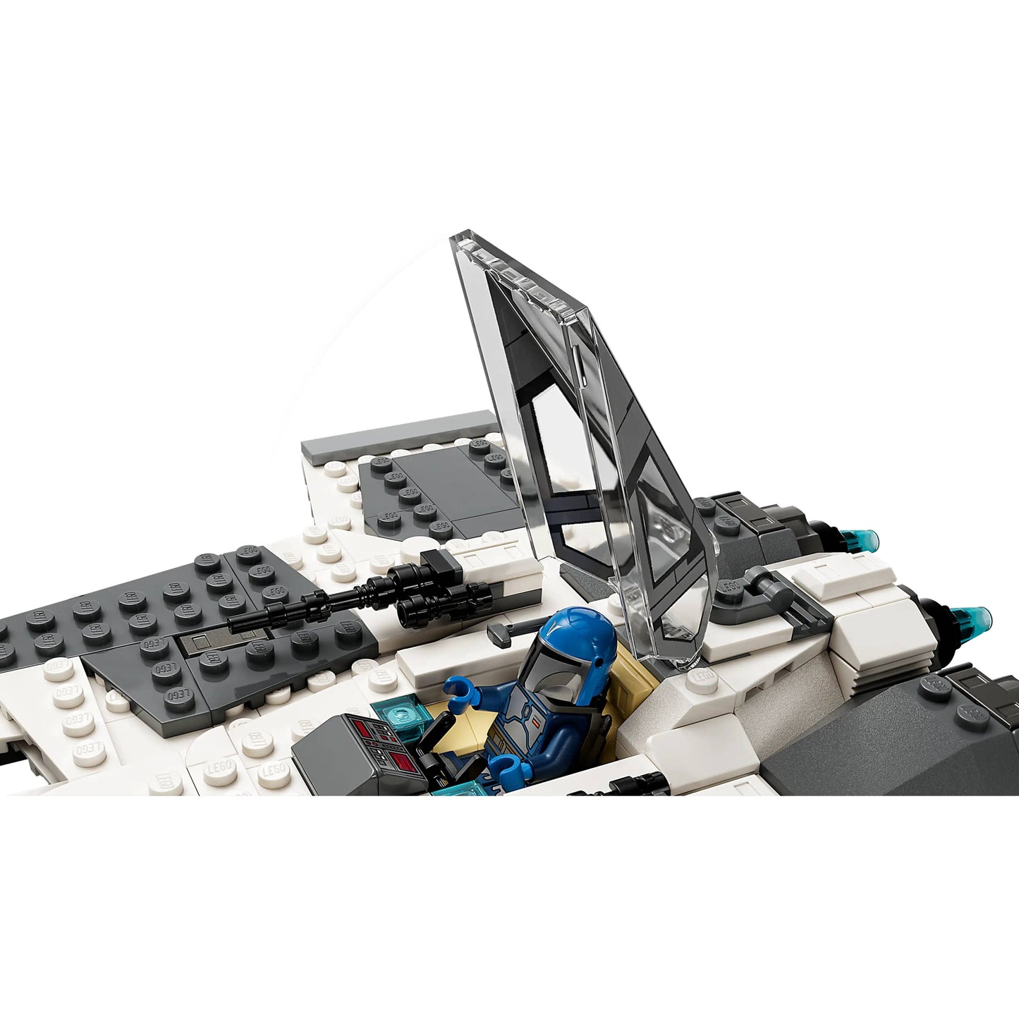 LEGO 75348 Star Wars Mandalorian Fang Fighter vs. TIE Interceptor