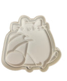 Hubbe Cookie Cutter - Cute Cat with a Toy